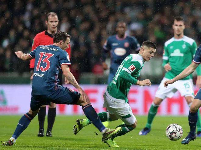 维拉的进攻 维拉的进攻