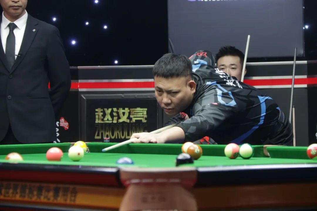 阿德托昆博 阿德托昆博